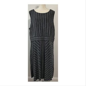 Lane Bryant Womens Midi Dress 22/24 Black Silver Metallic Sleeveless Stretch NWT